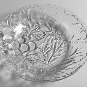 KIG Indonesia Set of 2 Vintage Clear Collection Dinner Plates 10 3/8”